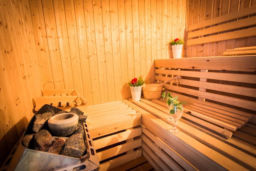 Frixos Hotel Mália Kültér fotó